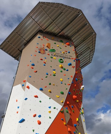 ROCÓDROMO Y BOULDER CASTAÑEDA